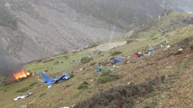 chopper crash near kedarnath 6 killed